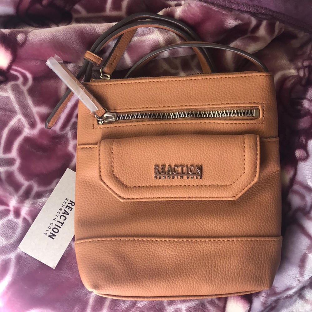 BRAND NEW REACTION KENNETH COLE CROSSBODY